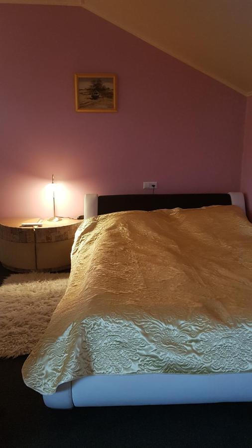 Smilgas Hotel Līči Buitenkant foto
